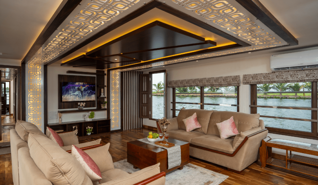 Best Luxury Houseboat in Alleppey | Houseboat rental service in alappuzha